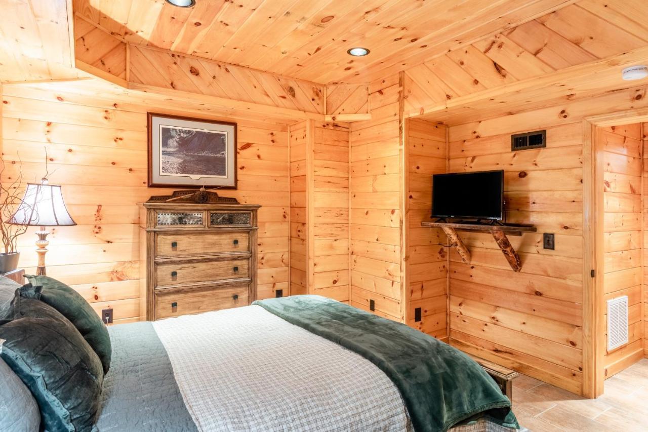 Iron Mountain Lodge - Beautiful Cabin With Forest & Mountain Views! Butler Экстерьер фото